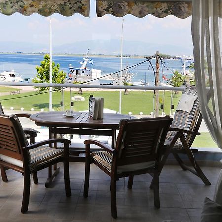Konstantinos Luxury Apartment Keramoti  Extérieur photo